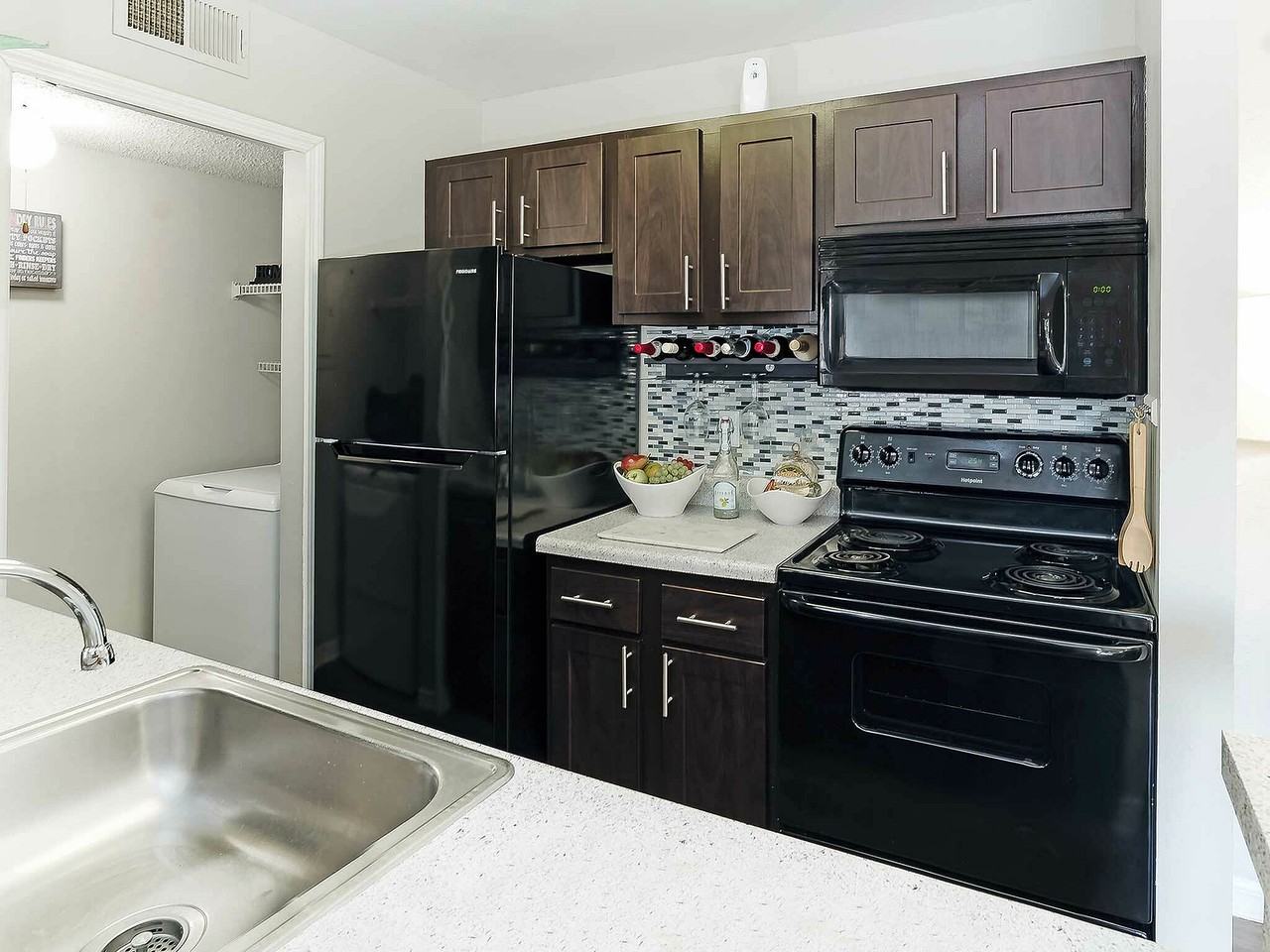 Advenir at The Oaks - Photo 2 of 37