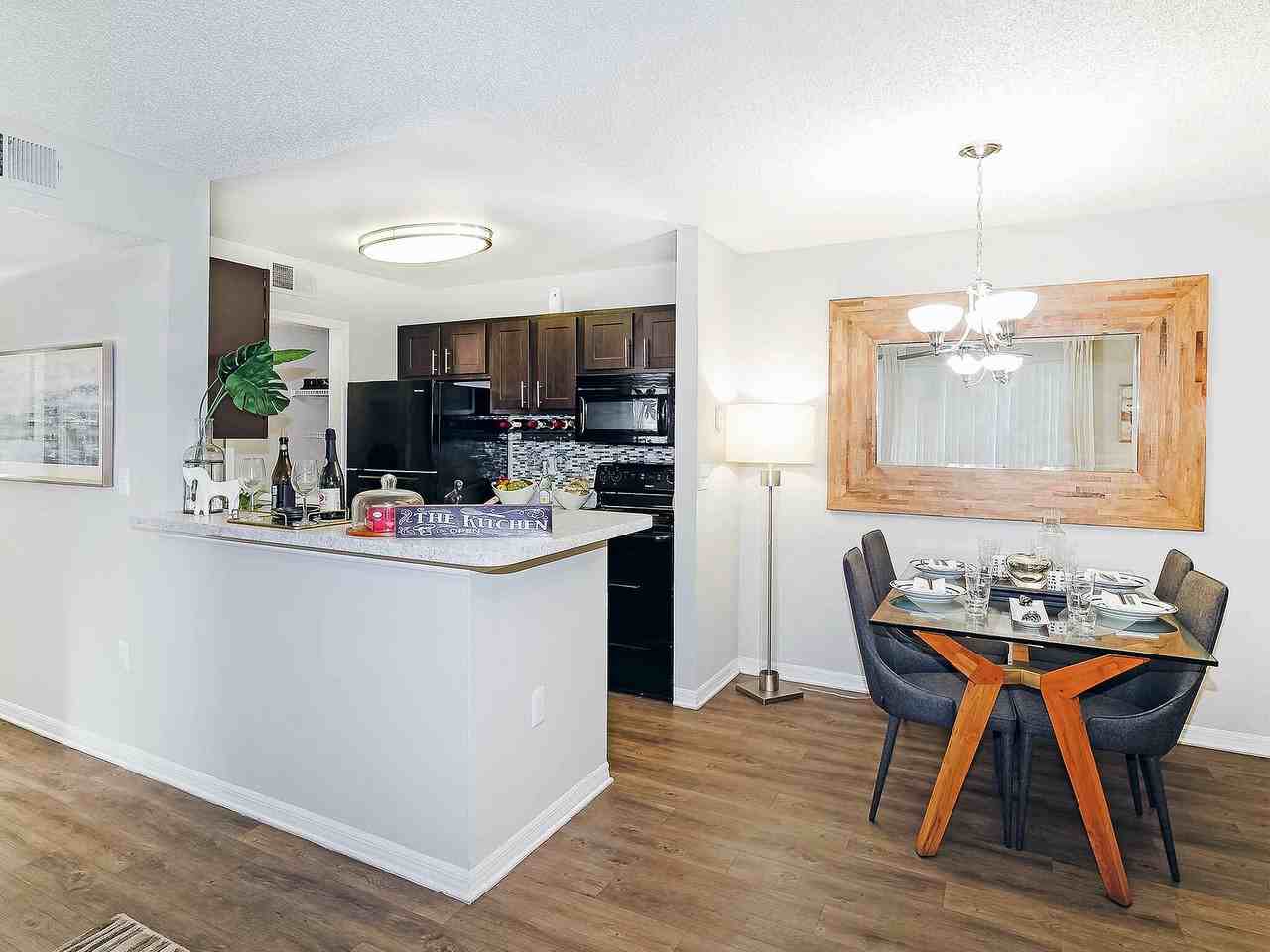 Advenir at The Oaks - Photo 5 of 37