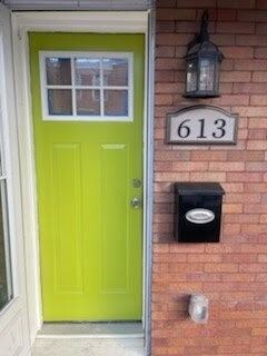 699 S Eaton St - Photo 2 of 14