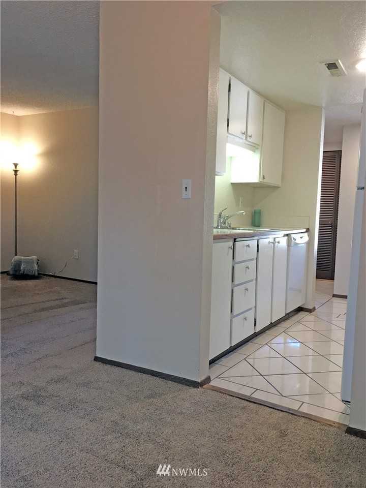10125 Se 235th Pl #C306 - Photo 5 of 9
