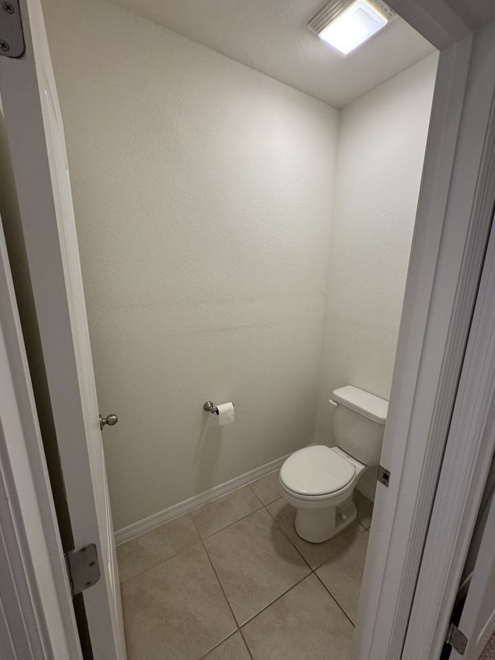 2718 Fieldbrooke Way #NA - Photo 4 of 20