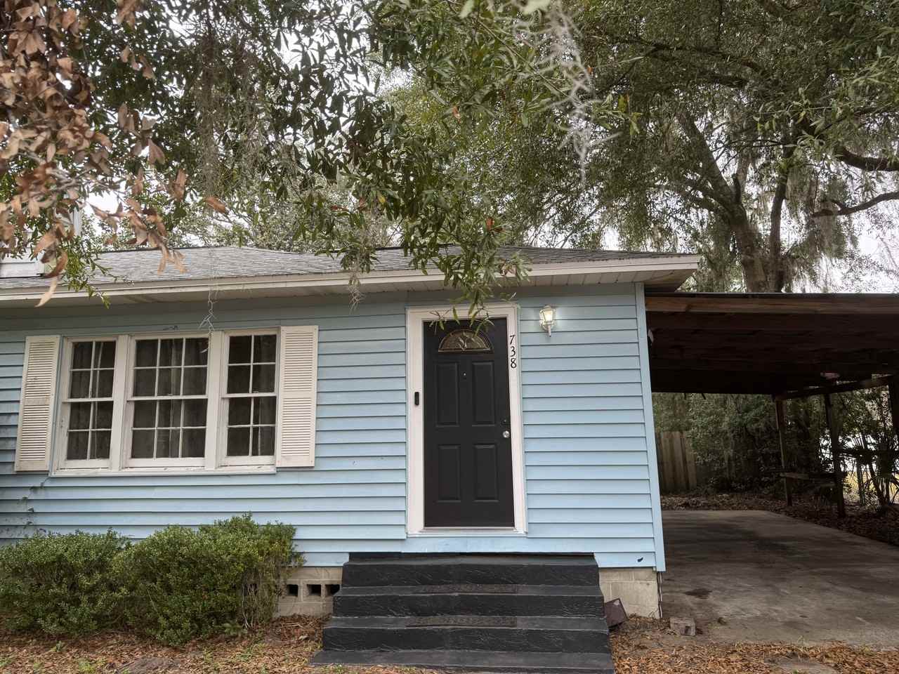 738 Nw 24th Ave #NA - Photo 2 of 20