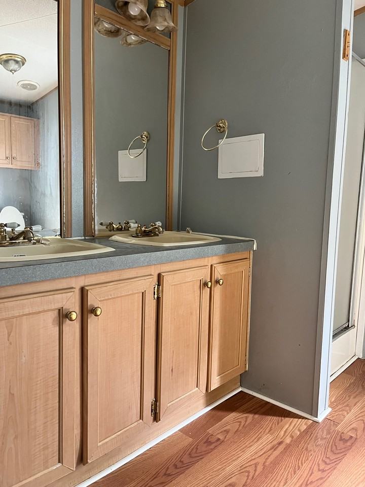 510 Lintwin Cir #NA - Photo 5 of 12