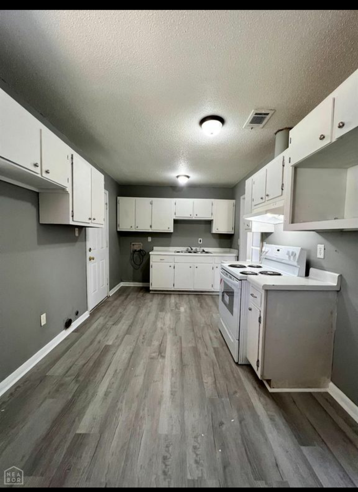 3505 Fairview Dr #NA - Photo 4 of 8