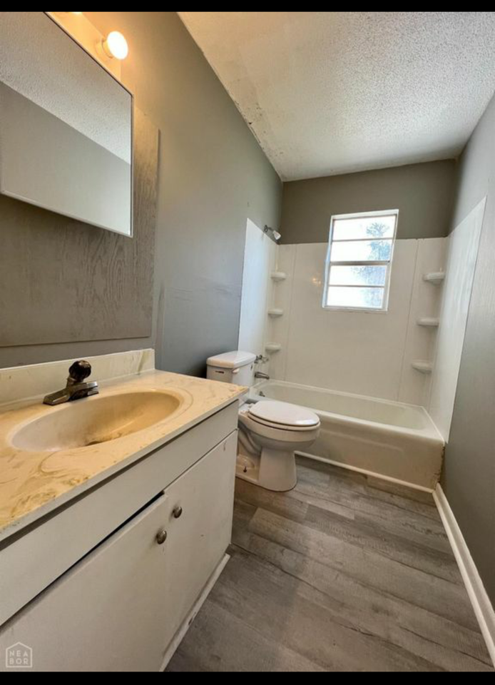 3505 Fairview Dr #NA - Photo 5 of 8