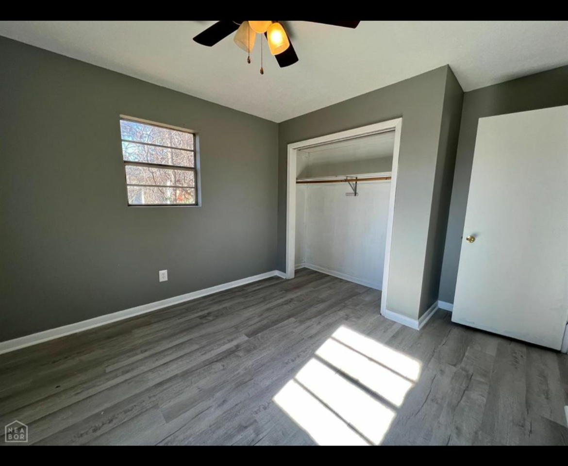 3505 Fairview Dr #NA - Photo 7 of 8