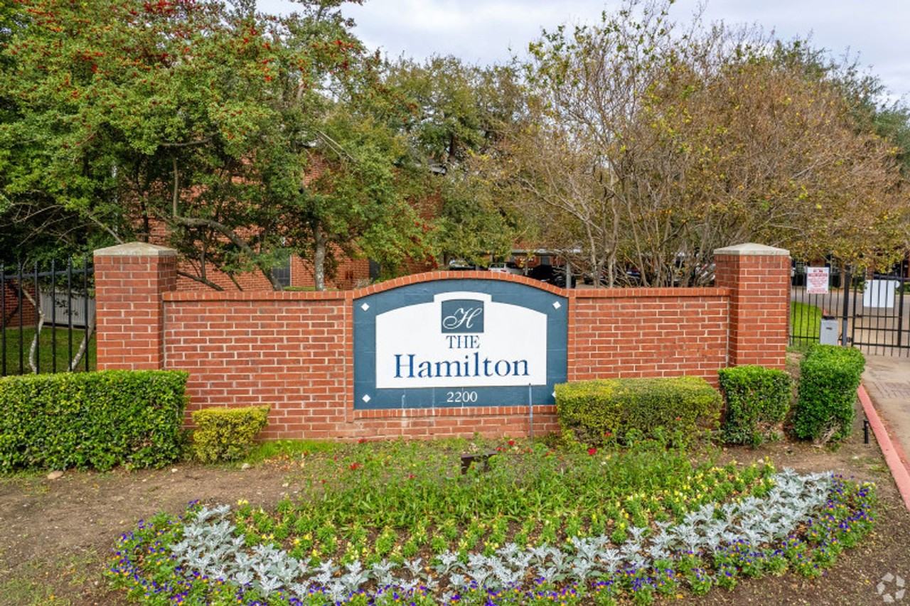 The Hamilton Apartments - Photo 4 of 34