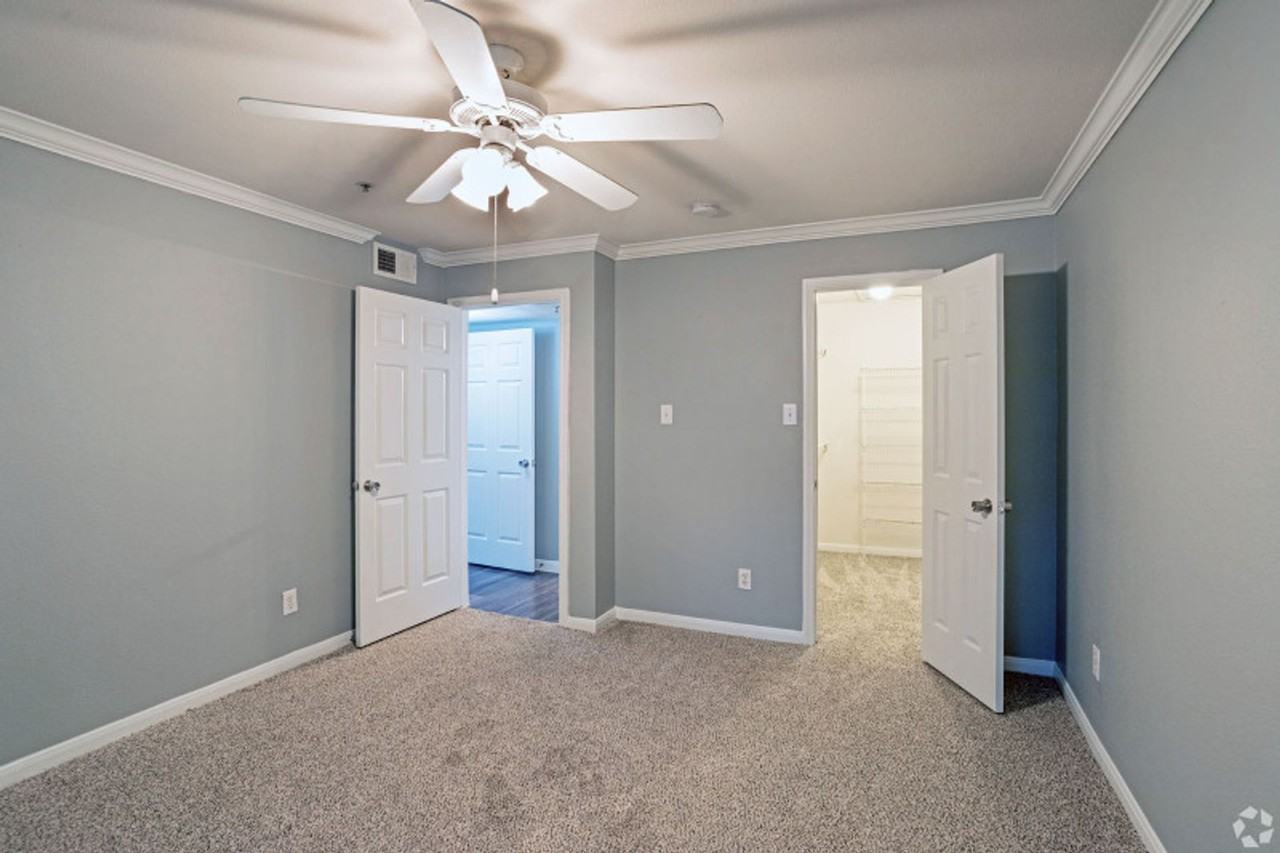 The Hamilton Apartments - Photo 7 of 34