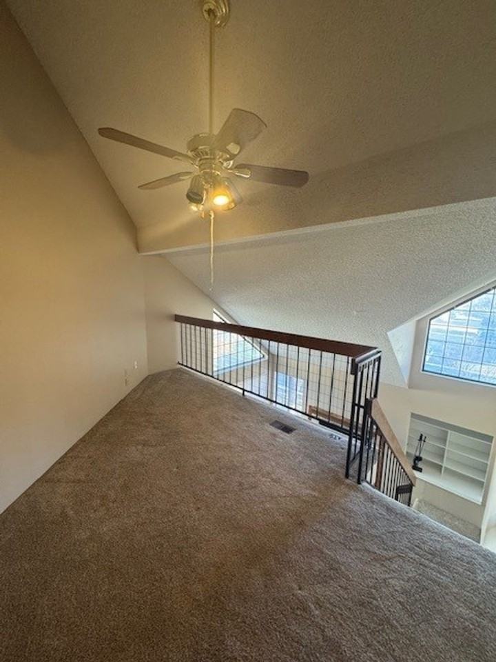 4713 Spine Rd #B - Photo 3 of 17