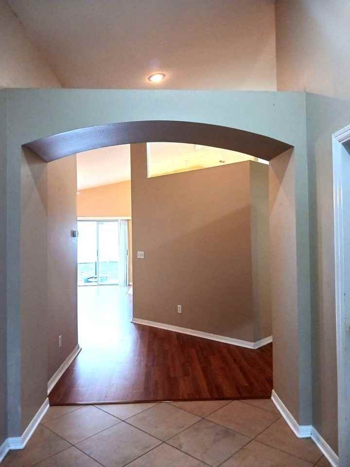 4617 Newbourne Way - Photo 4 of 27