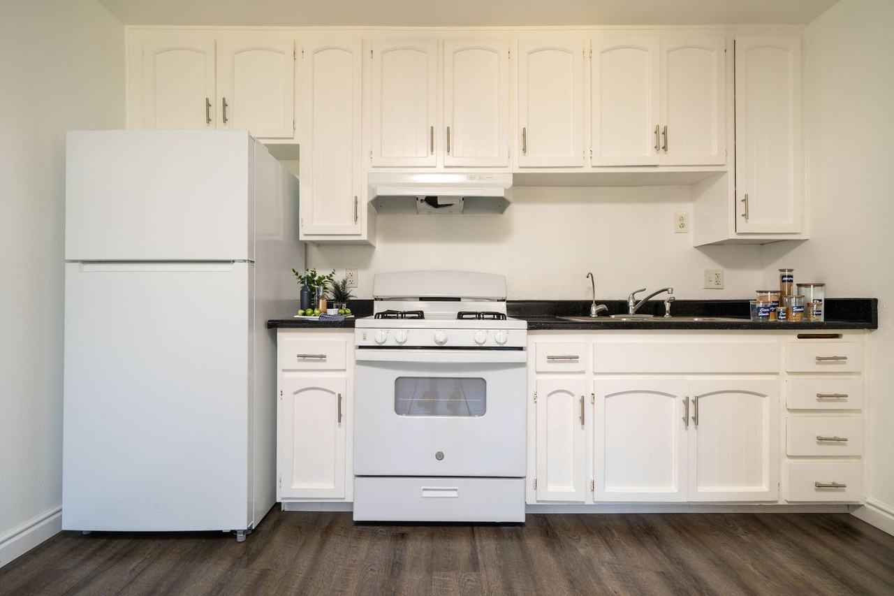 The Club House - Photo 3 of 7