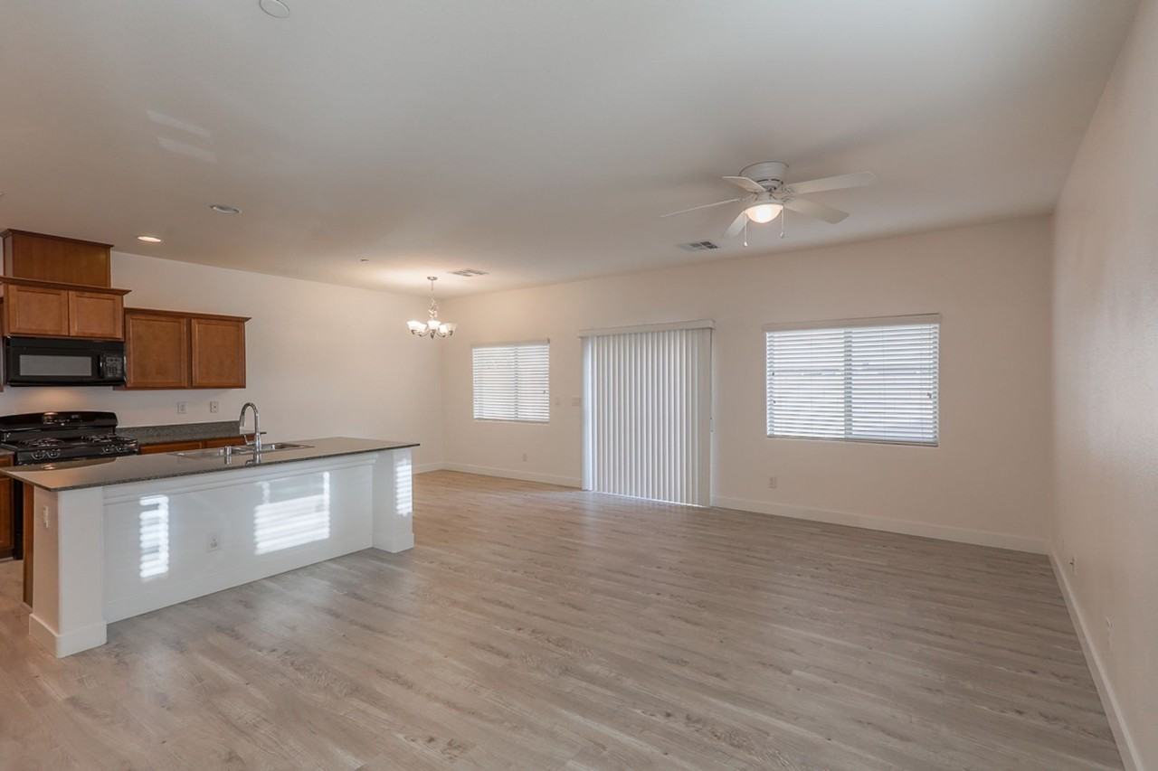 84 Sertata Ct - Photo 5 of 44