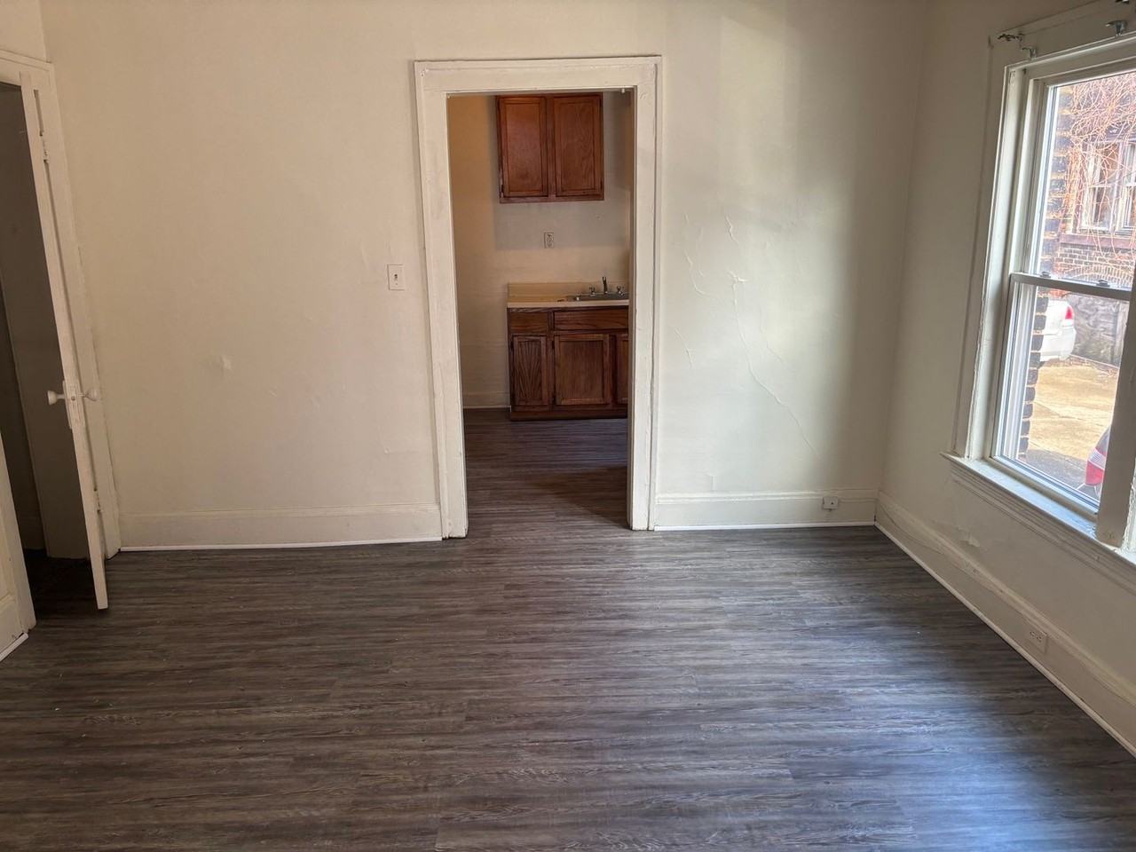 E. 152nd Street Apartments - Photo 4 of 10