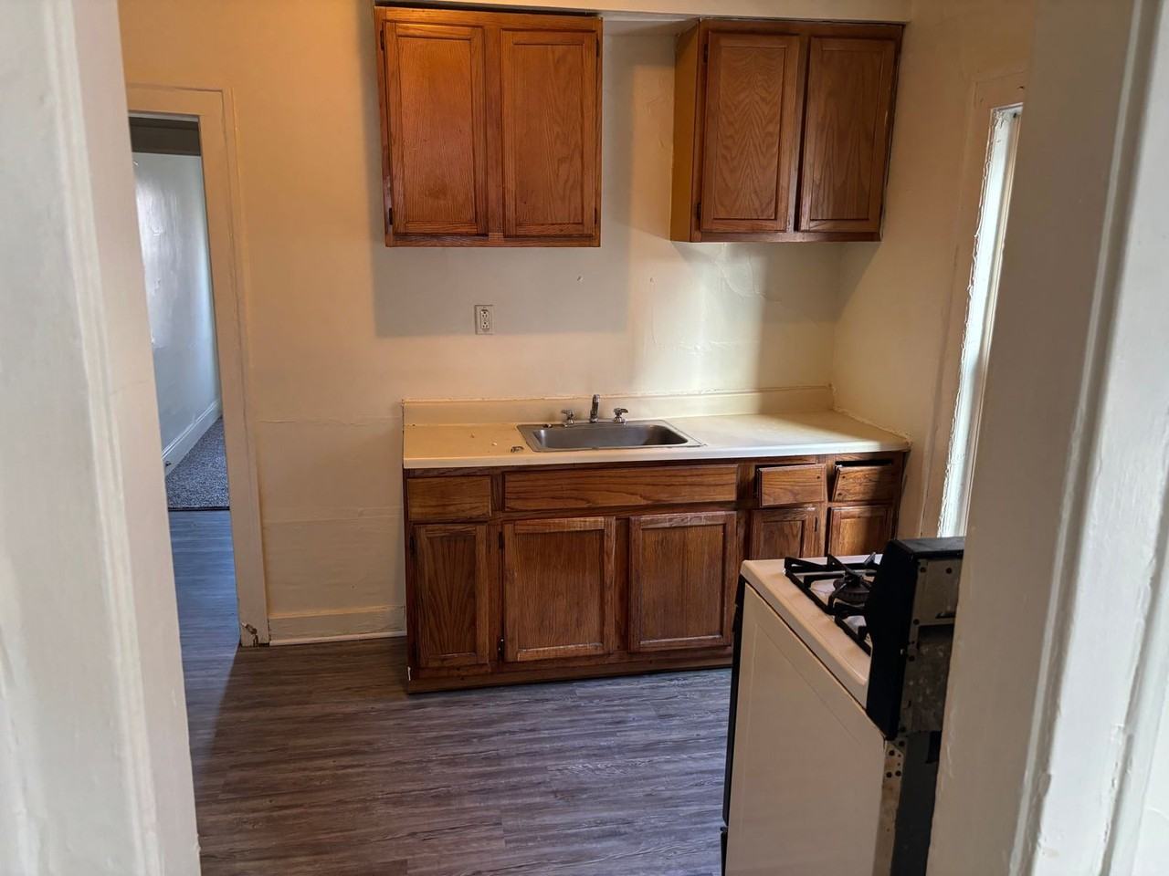 E. 152nd Street Apartments - Photo 5 of 10