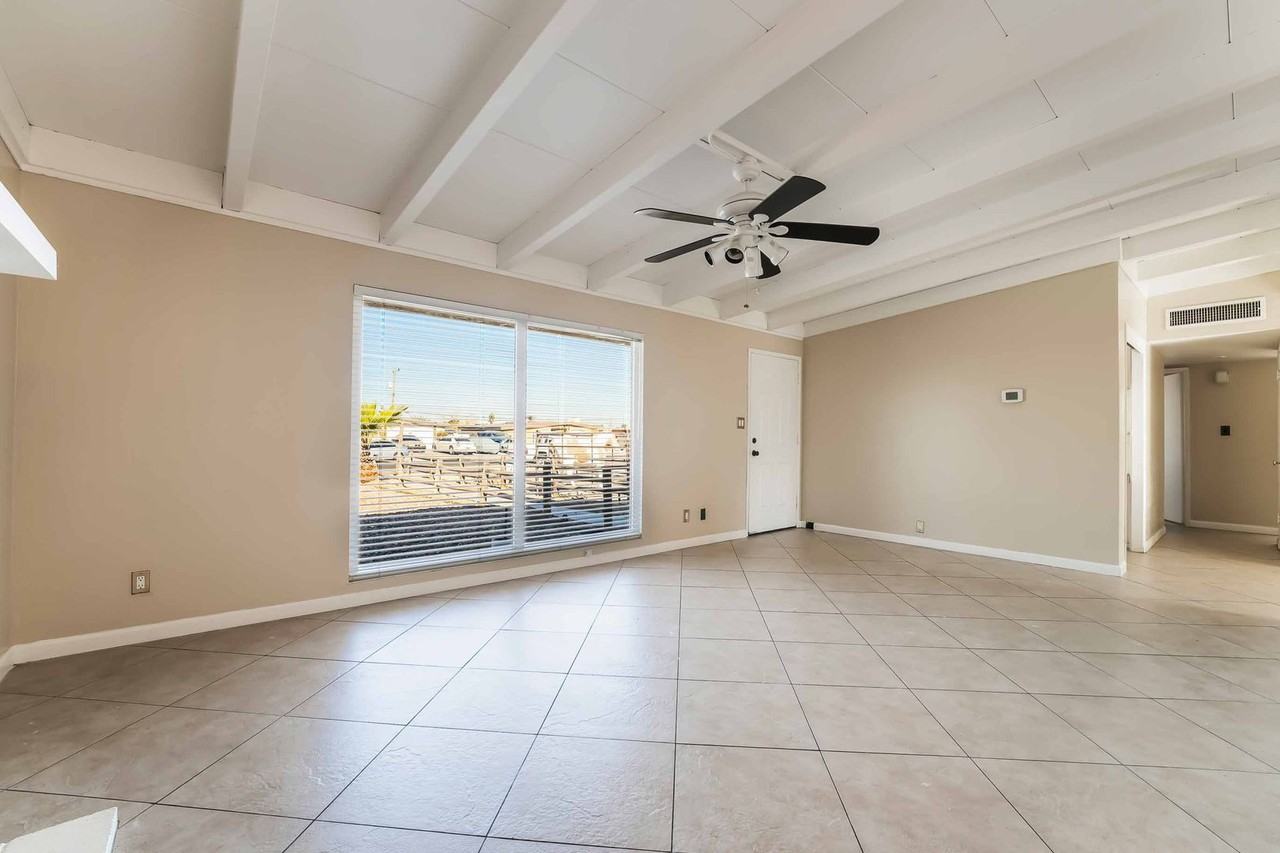 867 Lulu Ave - Photo 7 of 23