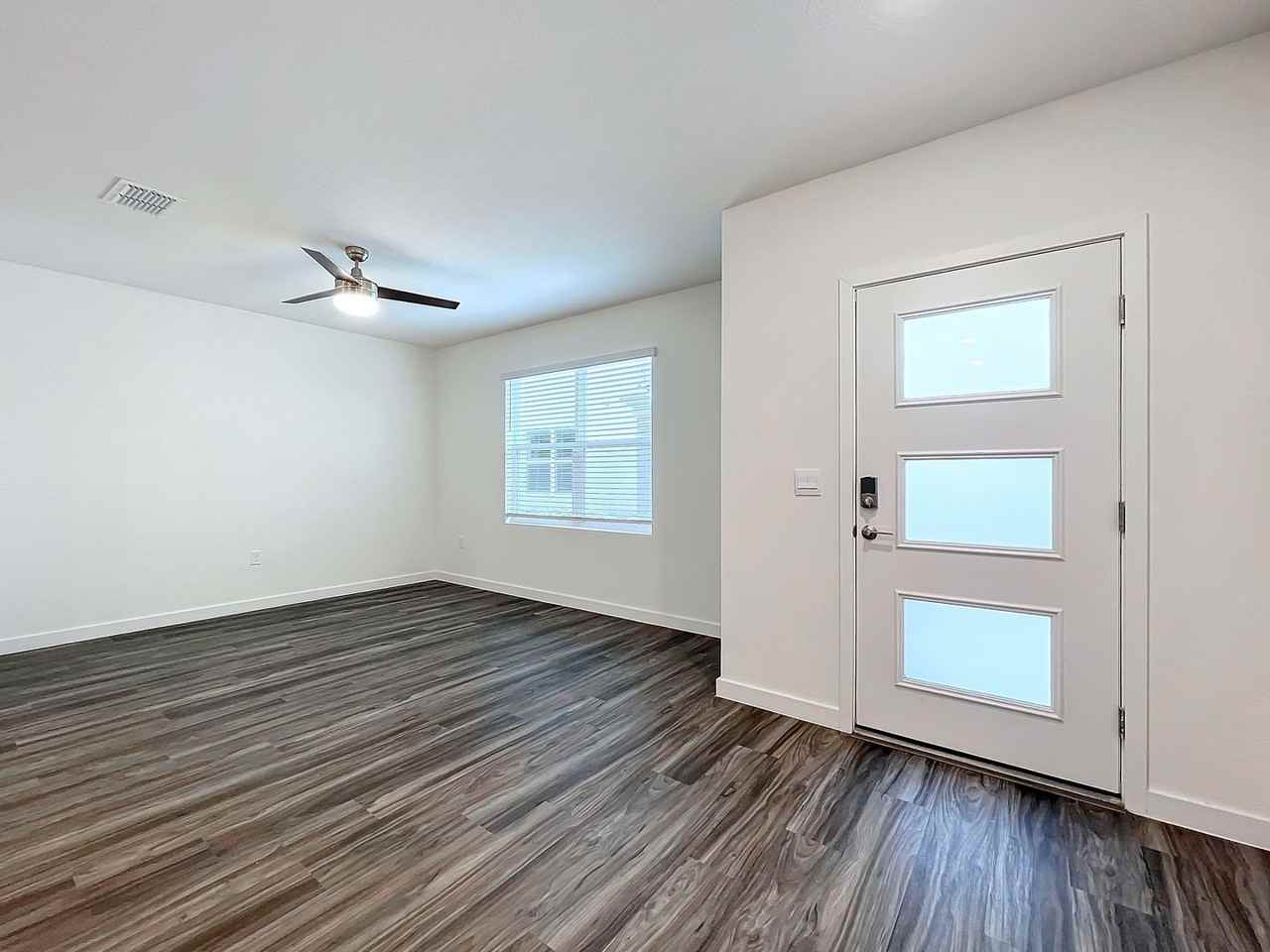 231 Dapper Ct - Photo 4 of 50