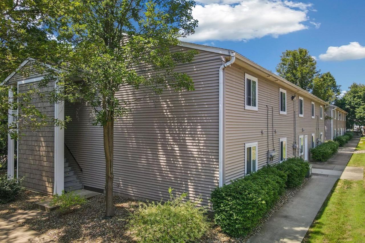 Graham Commons - Photo 4 of 19