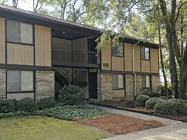featured image of 909 Farr Rd