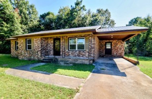 featured image of 146 Nathaniel Howard Rd
