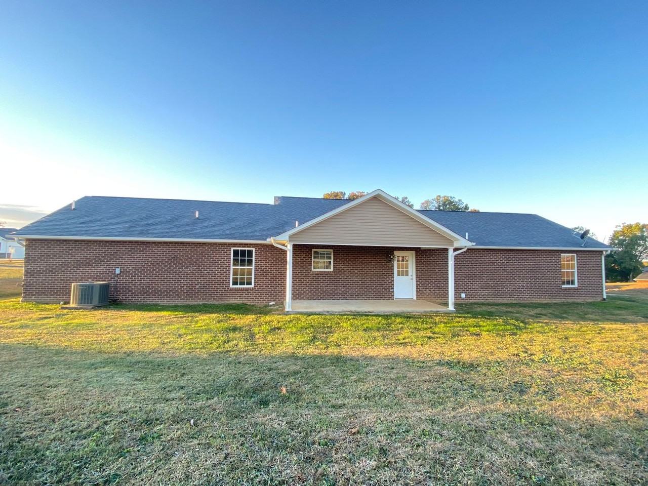 1937 Kaylee Dr - Photo 2 of 22