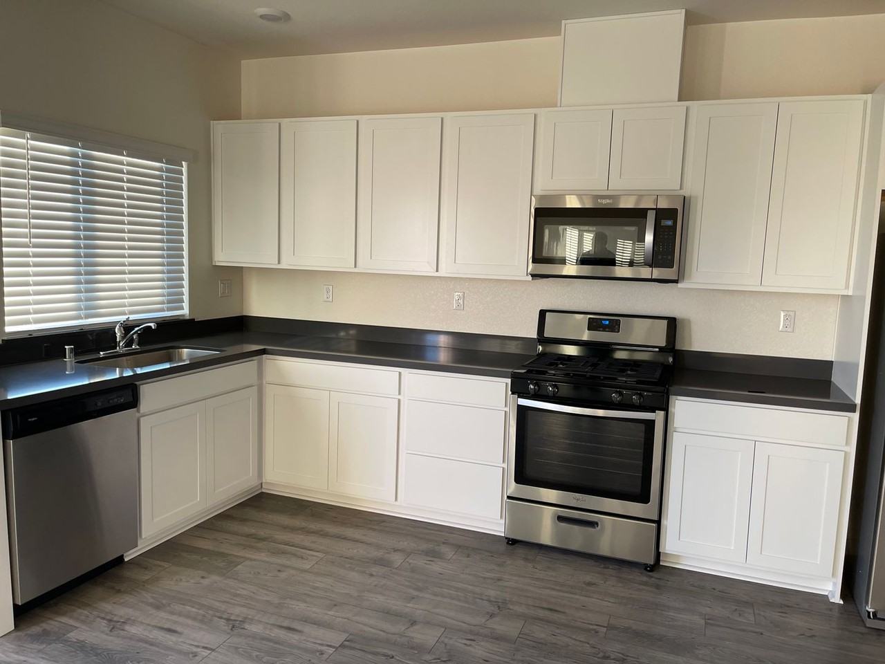 4024 Trailblazer Loop - Photo 2 of 15