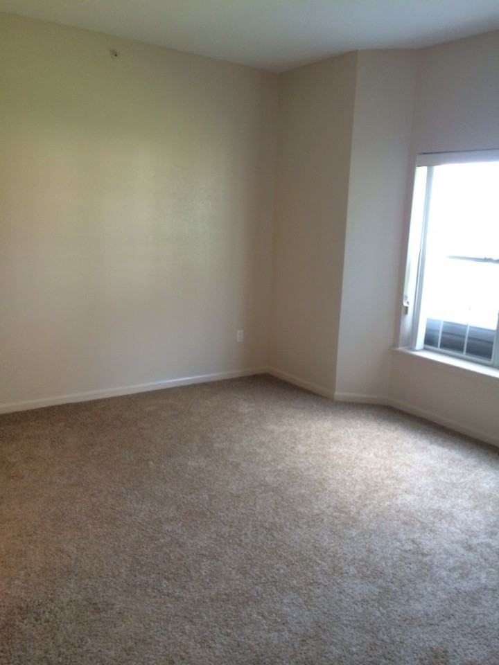 835 Fairview St #2 - Photo 2 of 12