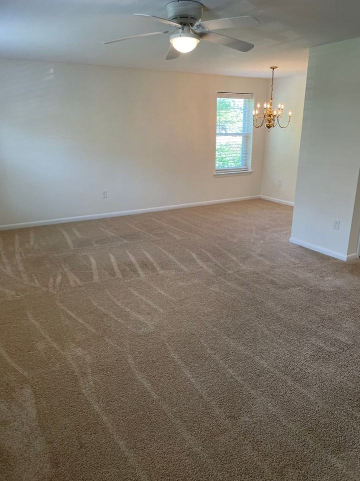 321 Walnut Court Way #21 - Photo 4 of 9