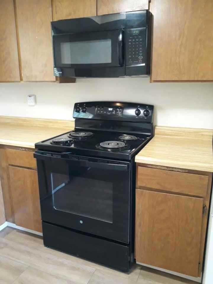 3627 Gypsum Rd - Photo 7 of 15