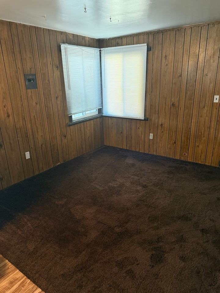 213 E Big Bear Blvd - Photo 4 of 15
