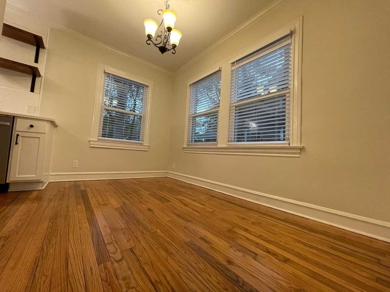 1329 S Sneed Ave - Photo 6 of 16