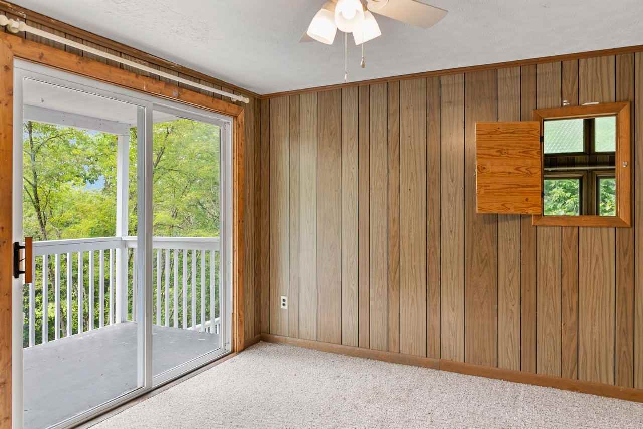 127 Mary Jean Ln - Photo 2 of 28