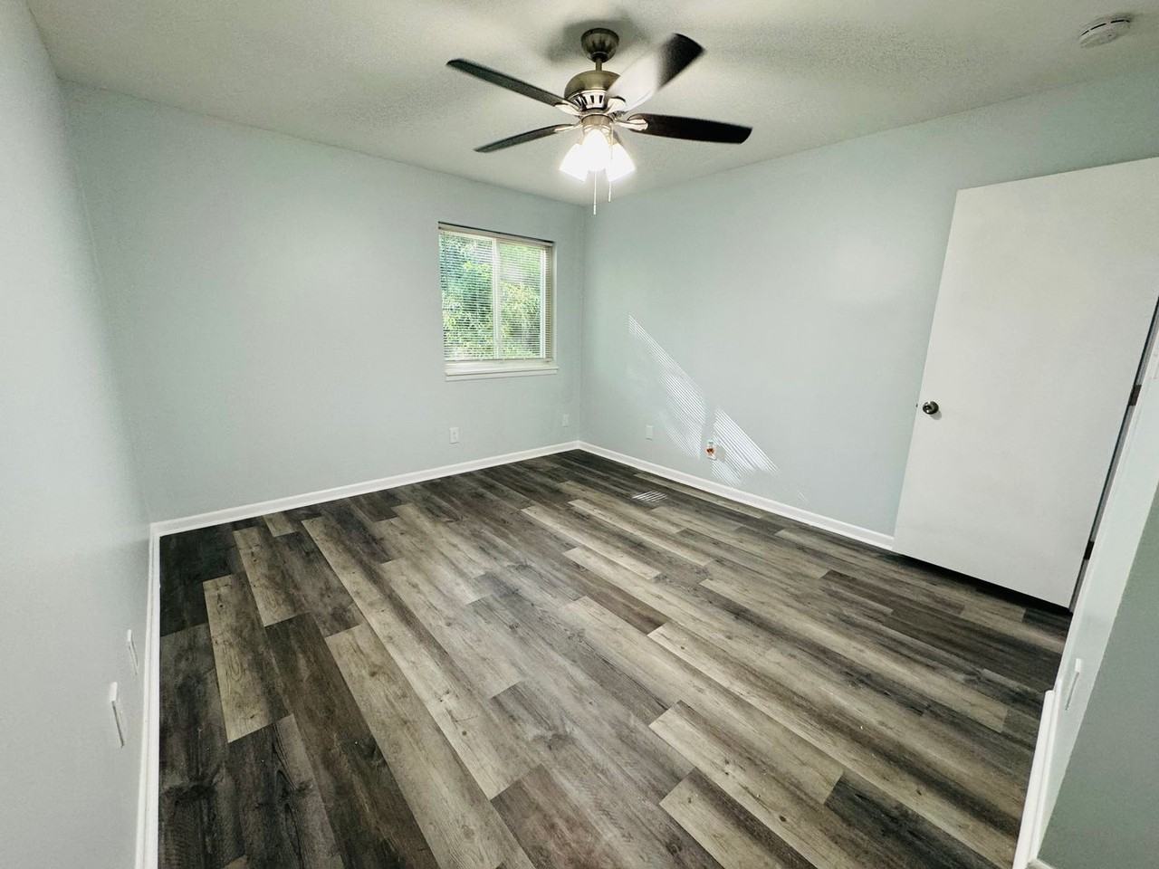 3214 Mckenzie Rd - Photo 3 of 5