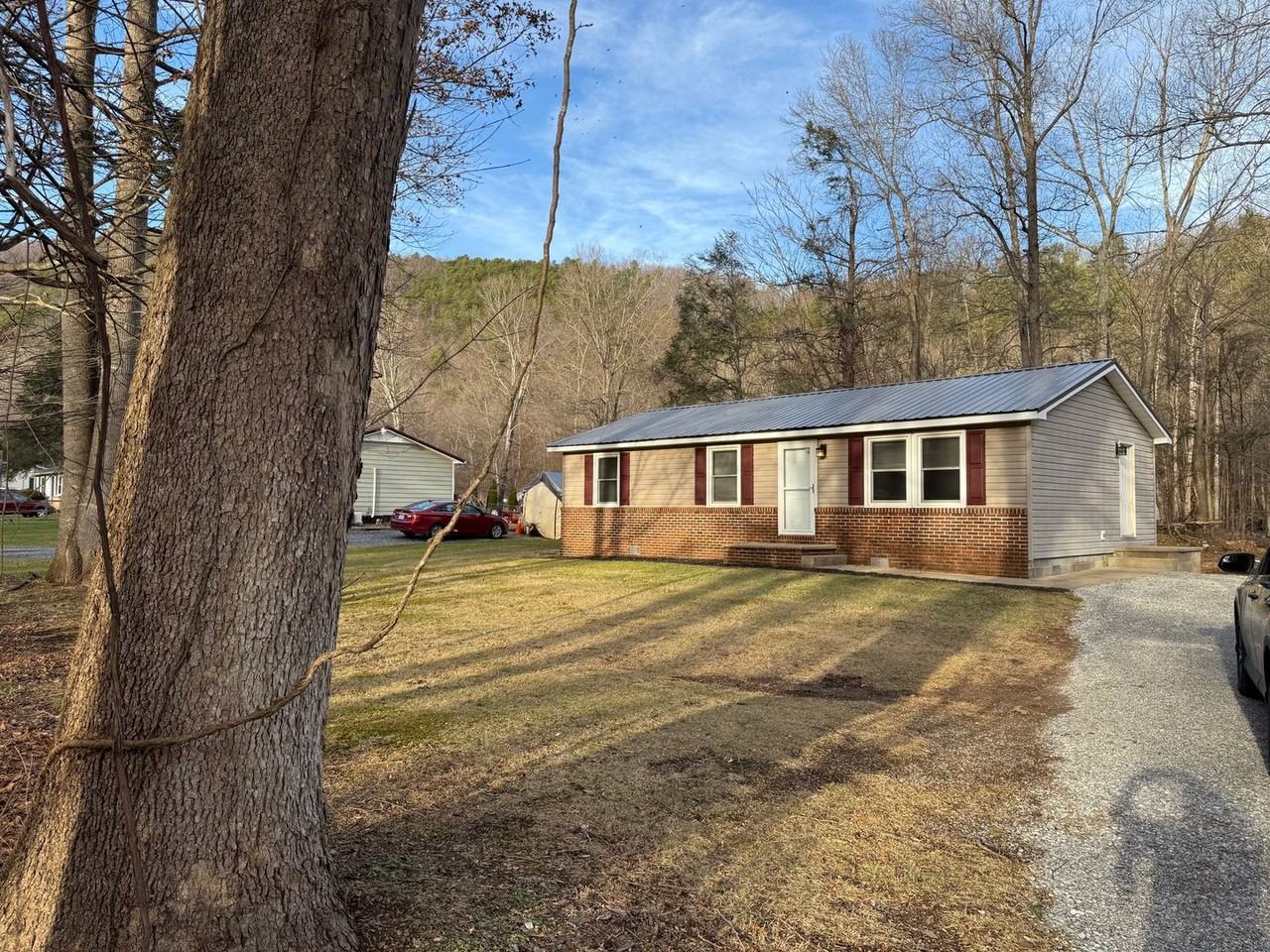 8466 Briery Branch Rd - Photo 2 of 29