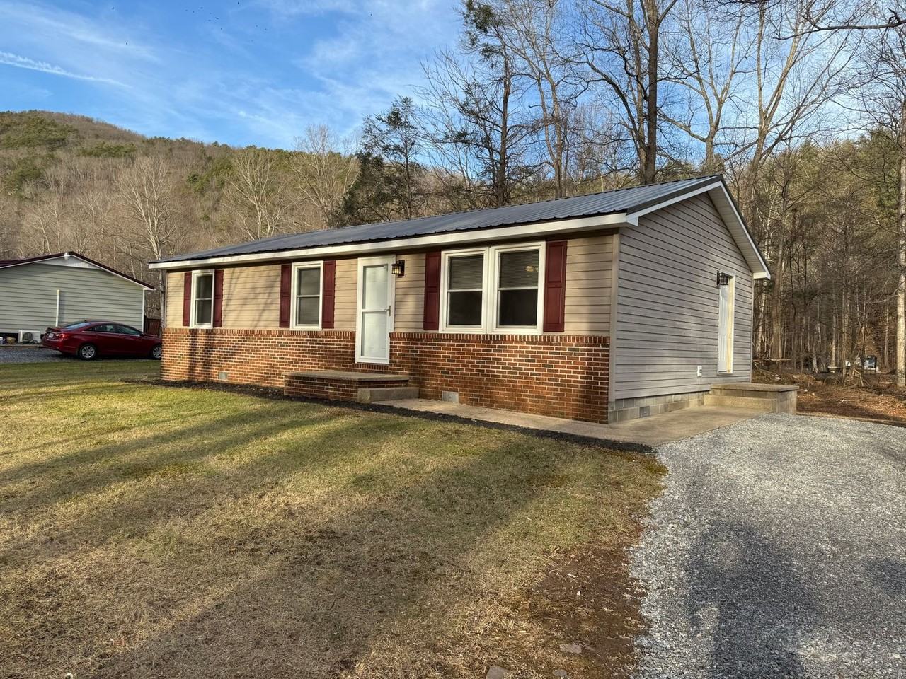 8466 Briery Branch Rd - Photo 3 of 29