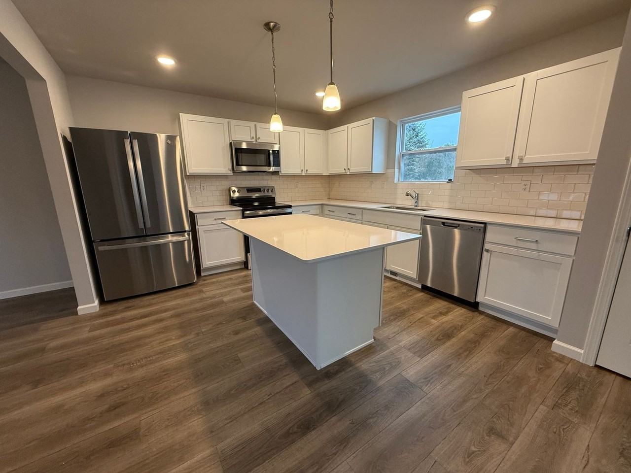 54271 Stonebridge Dr - Photo 5 of 17