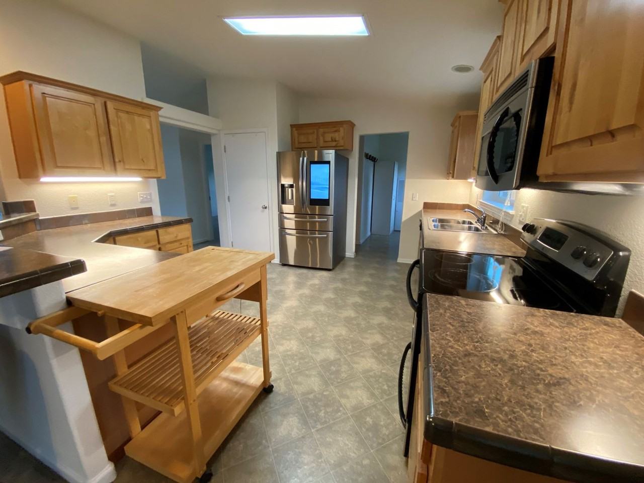 414 Old Brockway Rd - Photo 4 of 20