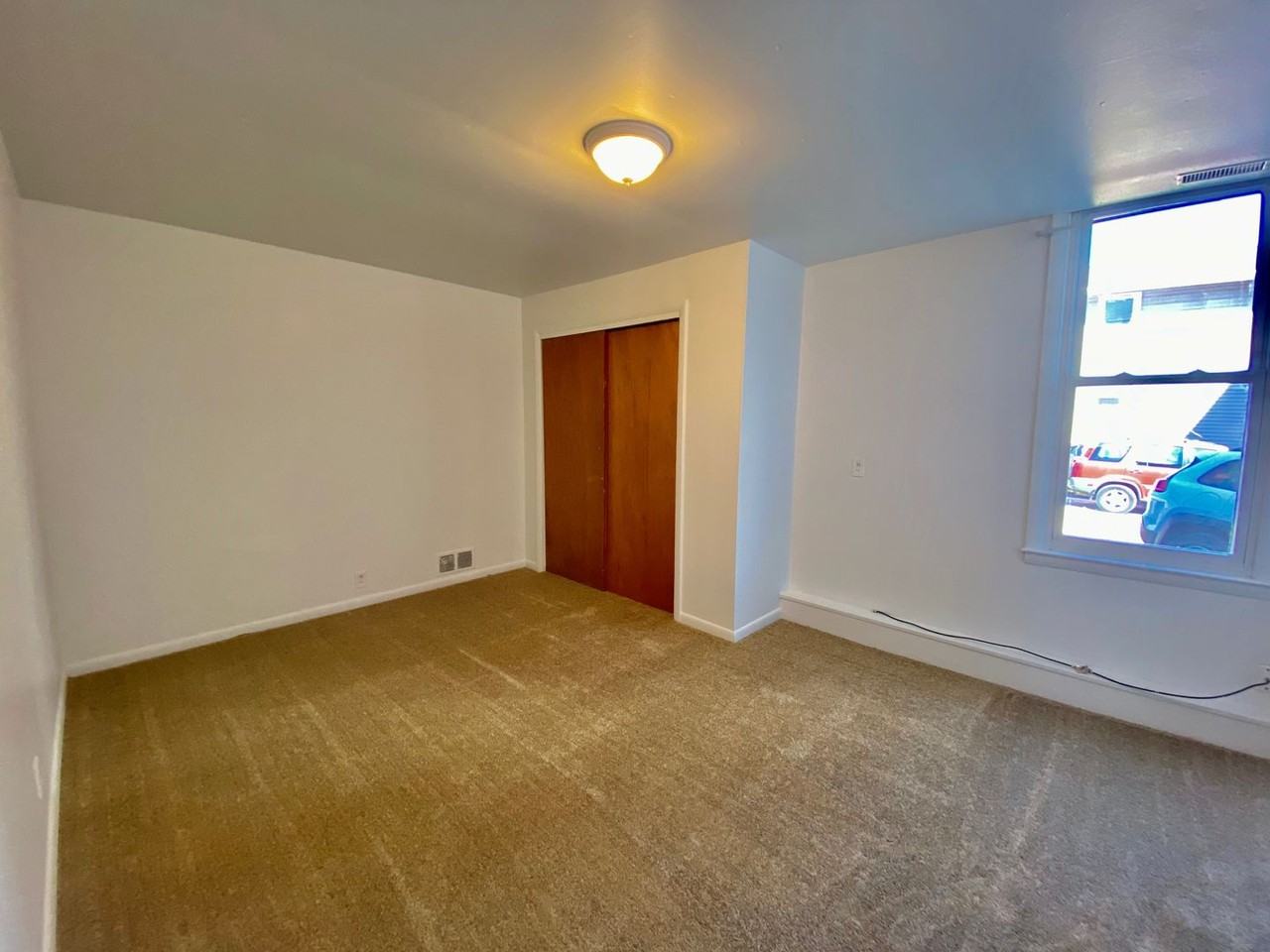 400 Perrin St. - Photo 7 of 28