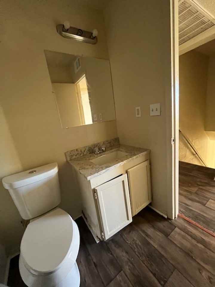 Apartments! - Photo 4 of 12