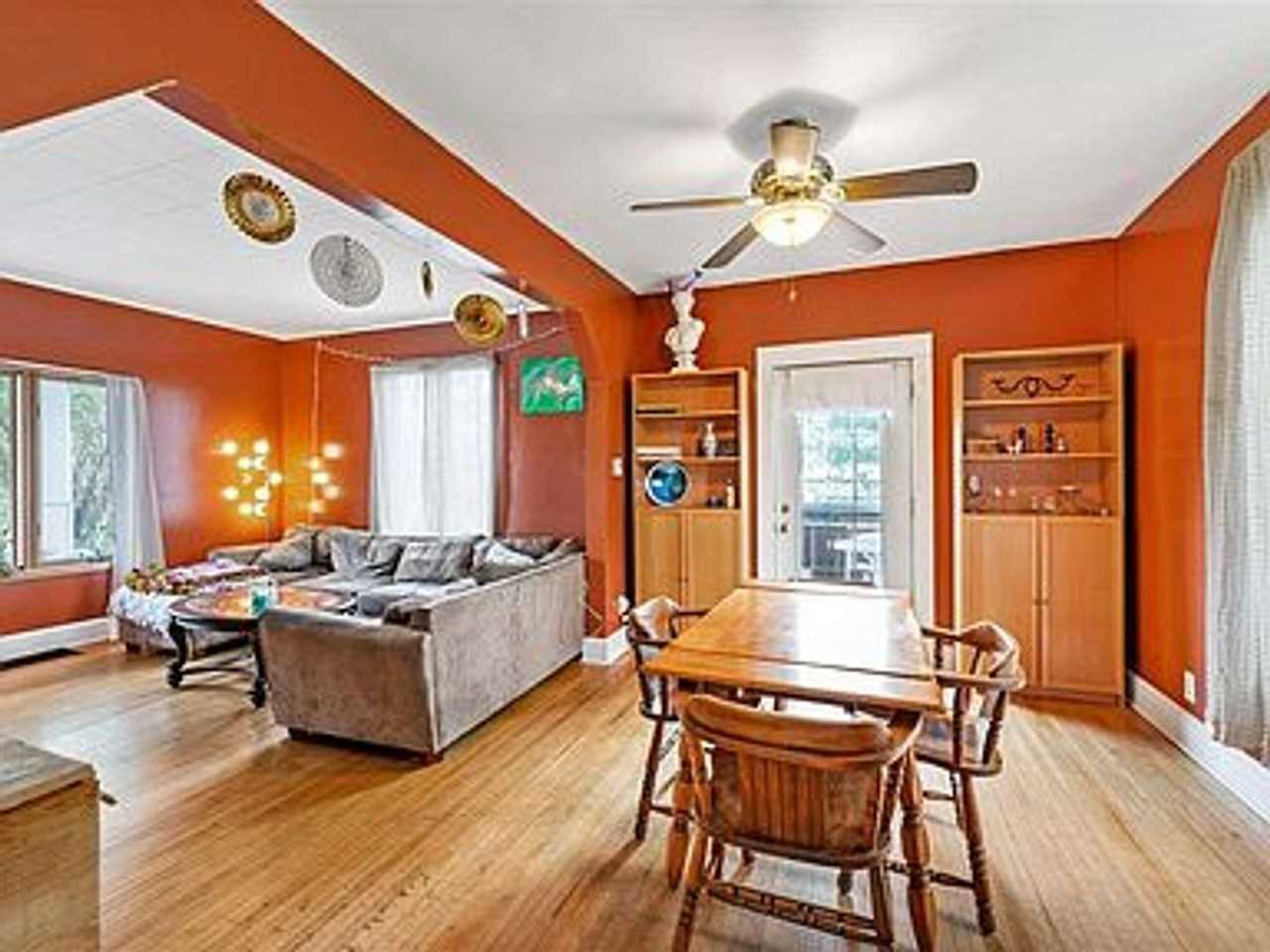 815 N 7th Ave E - Photo 2 of 33