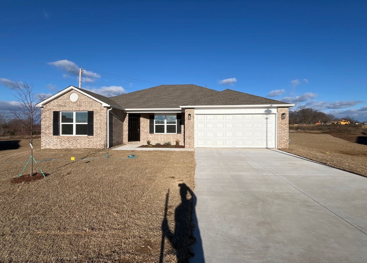 1623 N 81st St - Photo 4 of 20