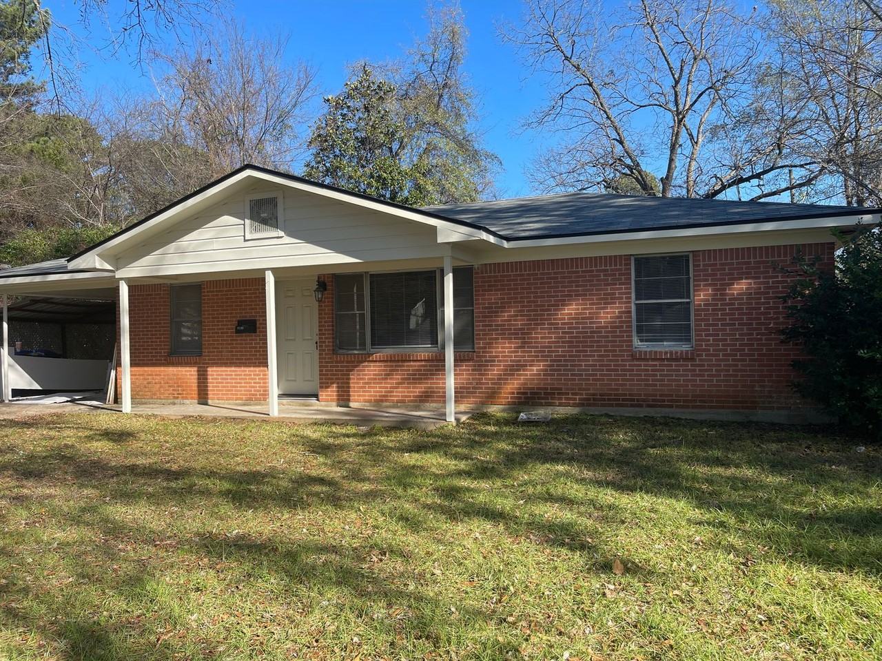 9139 Laurie Ln - Photo 3 of 16