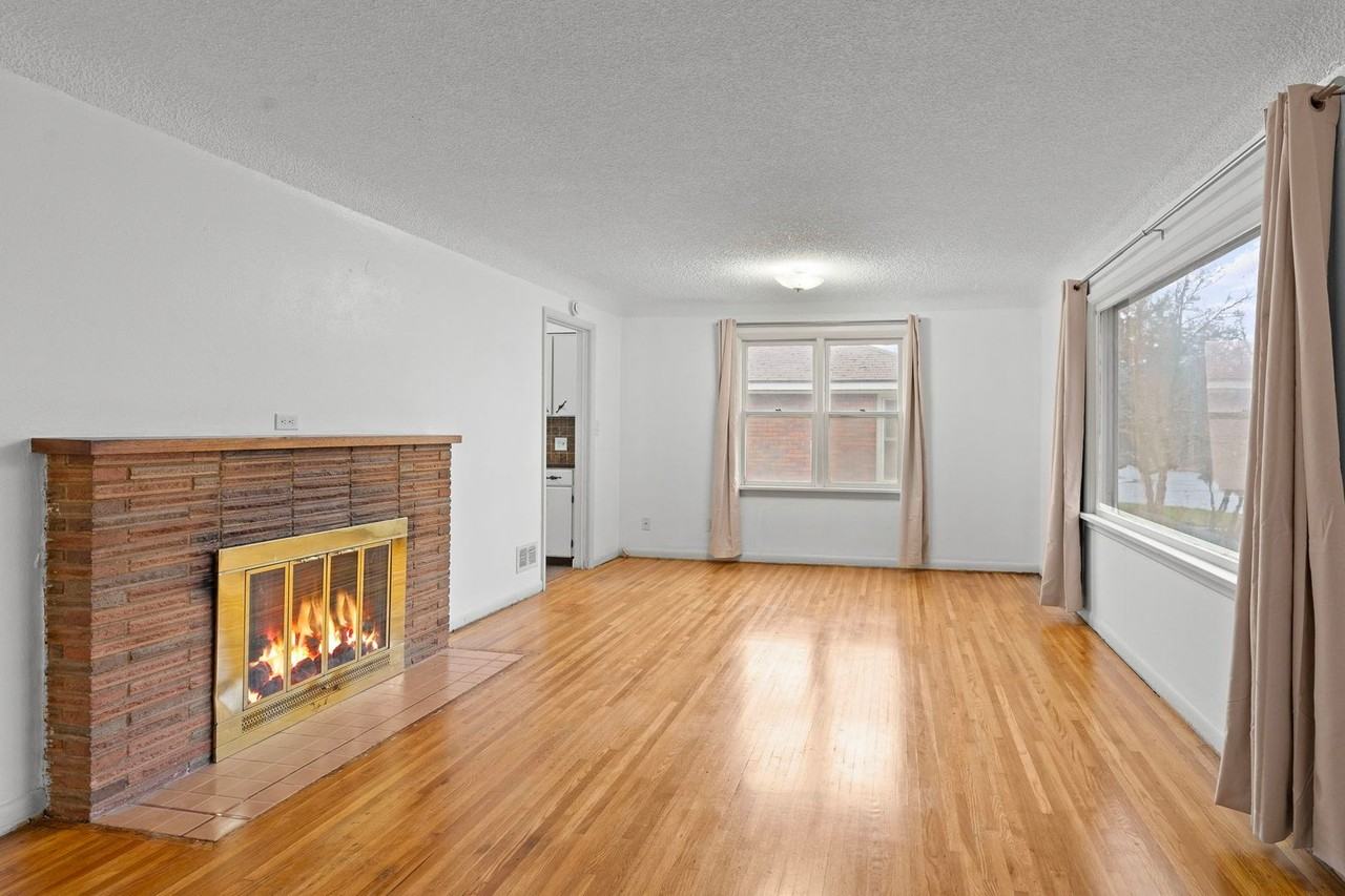 4708 N Whitehouse St - Photo 2 of 26