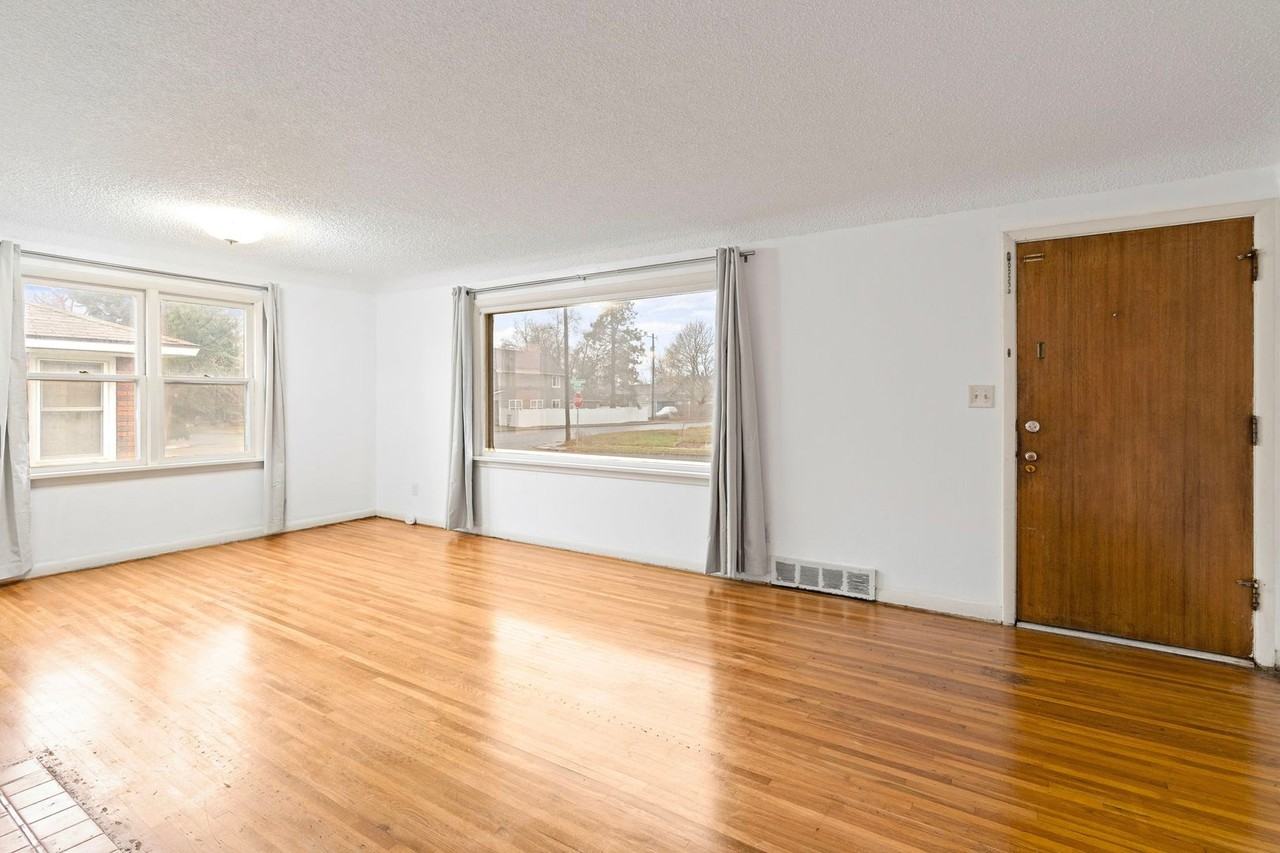 4708 N Whitehouse St - Photo 3 of 26