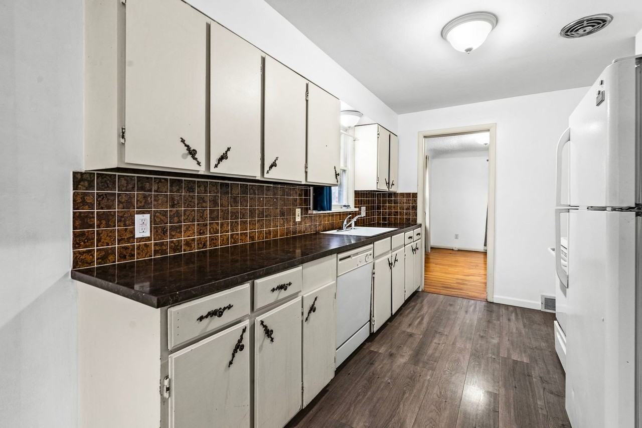 4708 N Whitehouse St - Photo 7 of 26