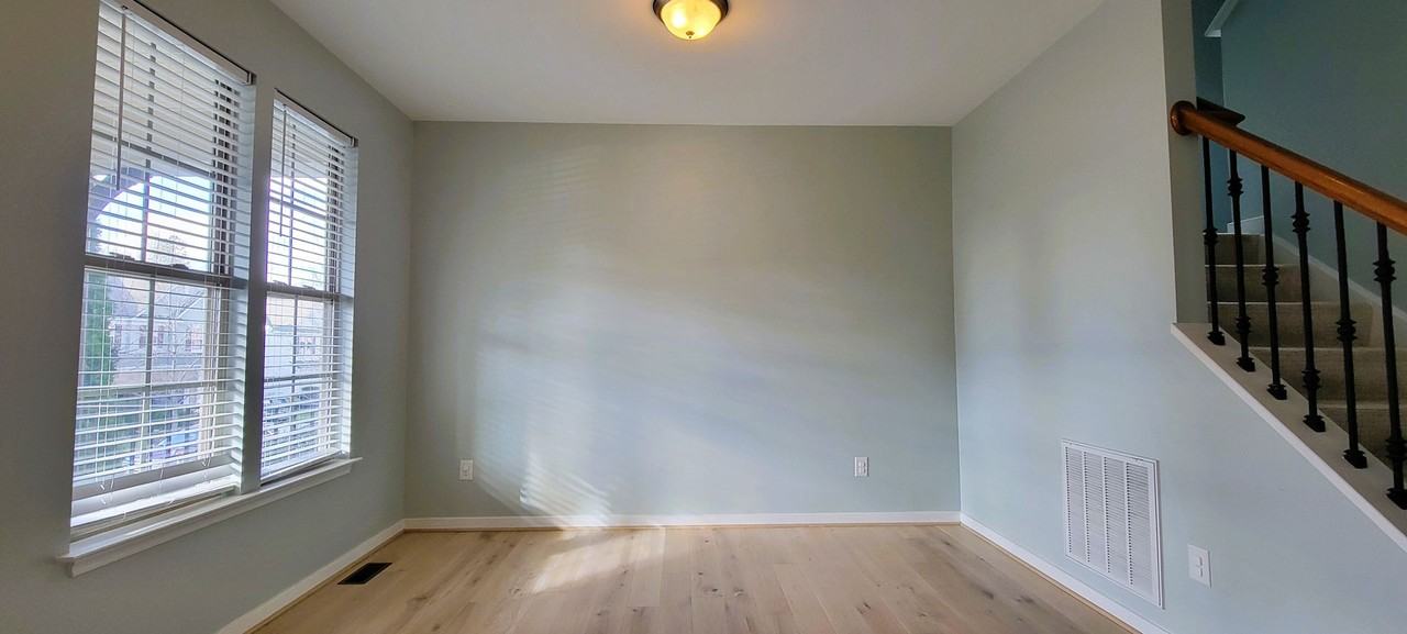 7419 7419 Vincenzo Drive - Photo 3 of 39