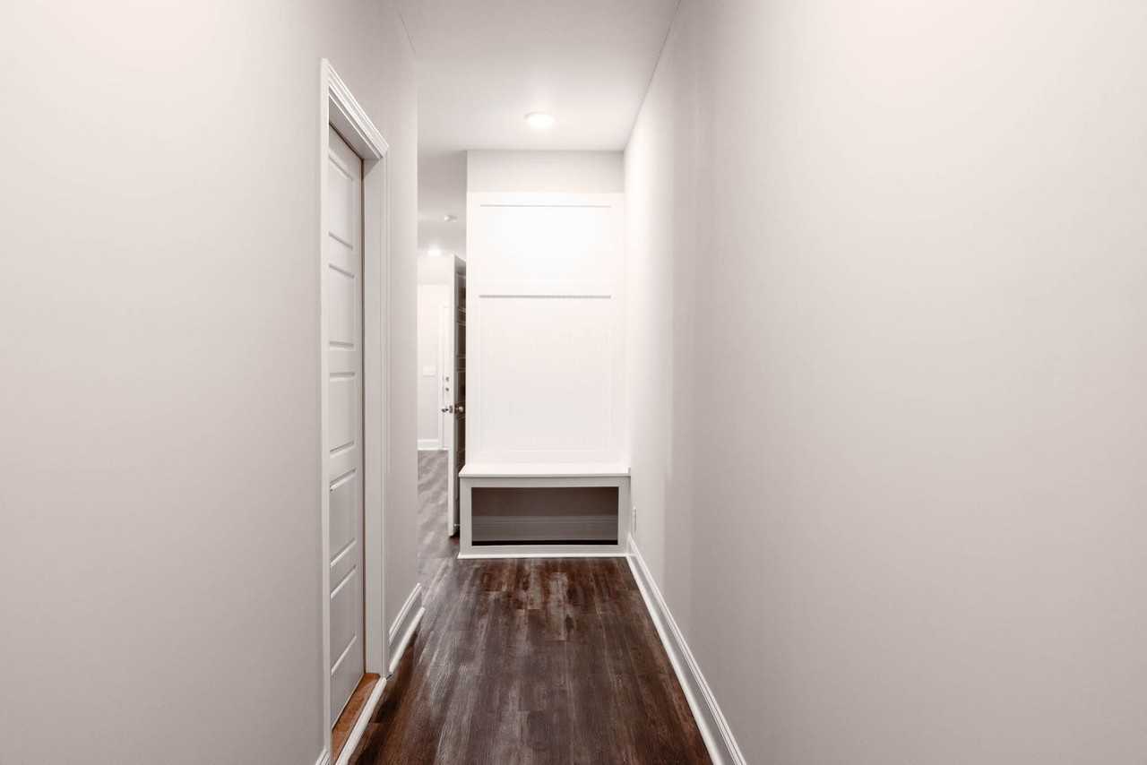 216 Drayton Dr - Photo 5 of 21