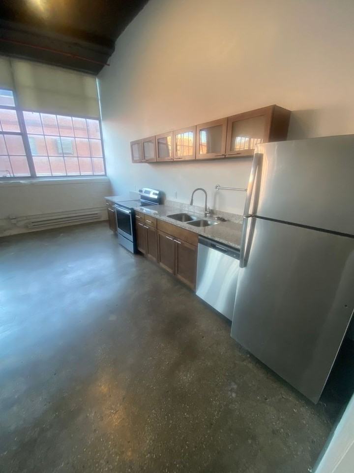 Mitchell Park Plaza Apartment - Photo 2 of 50