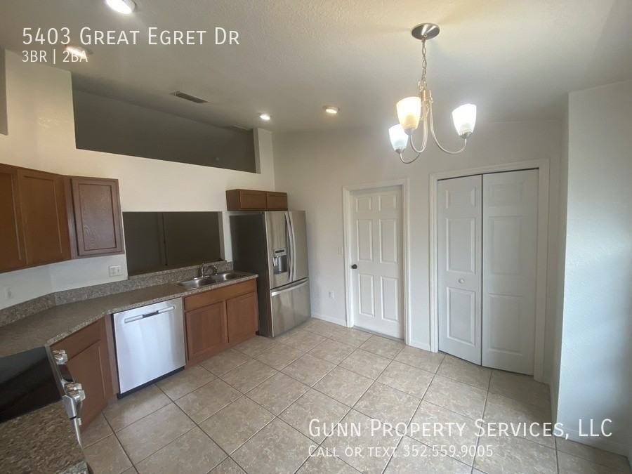 5403 Great Egret Dr - Photo 4 of 25