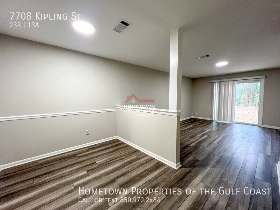 7708 Kipling St - Photo 2 of 23