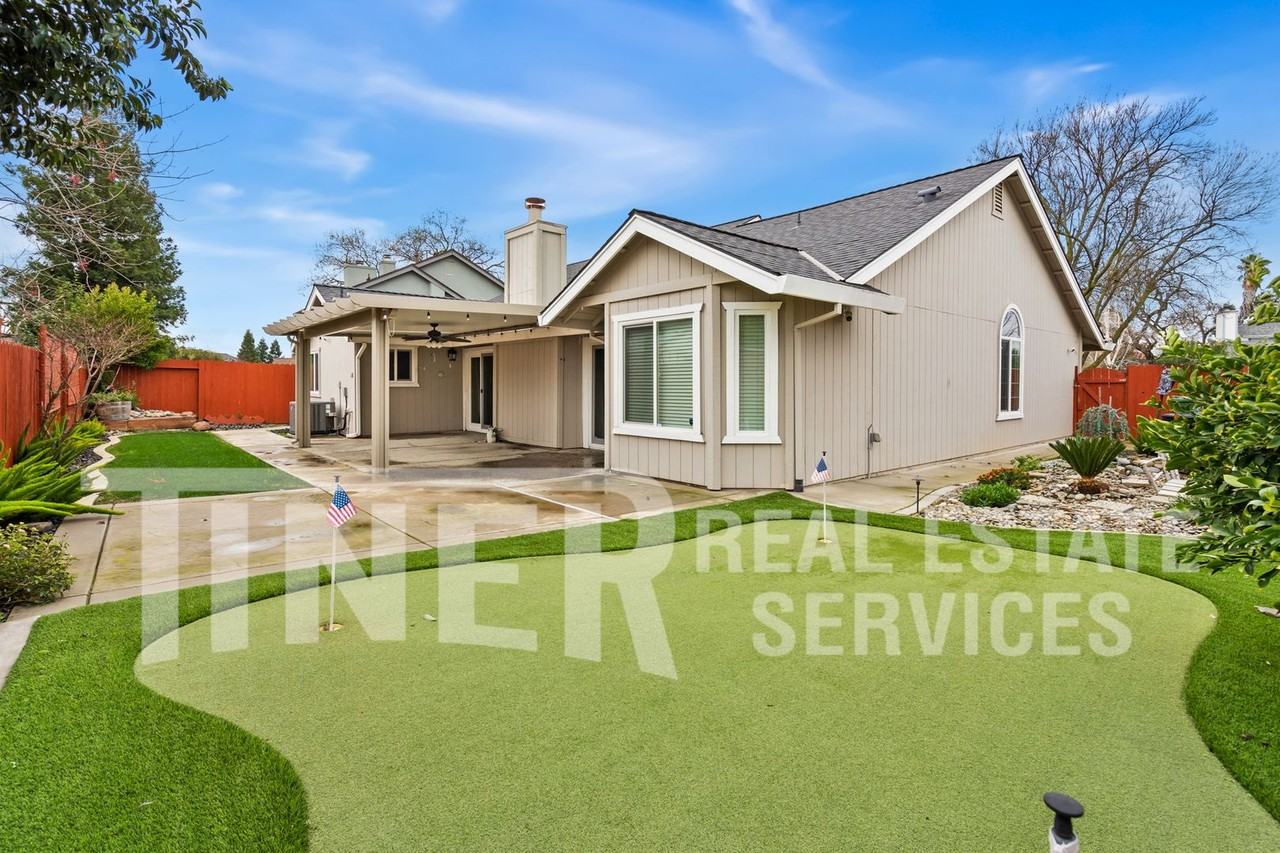 9475 Kirkcady Dr - Photo 2 of 23